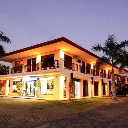Hotel Blue Palm Jacó Exterior foto